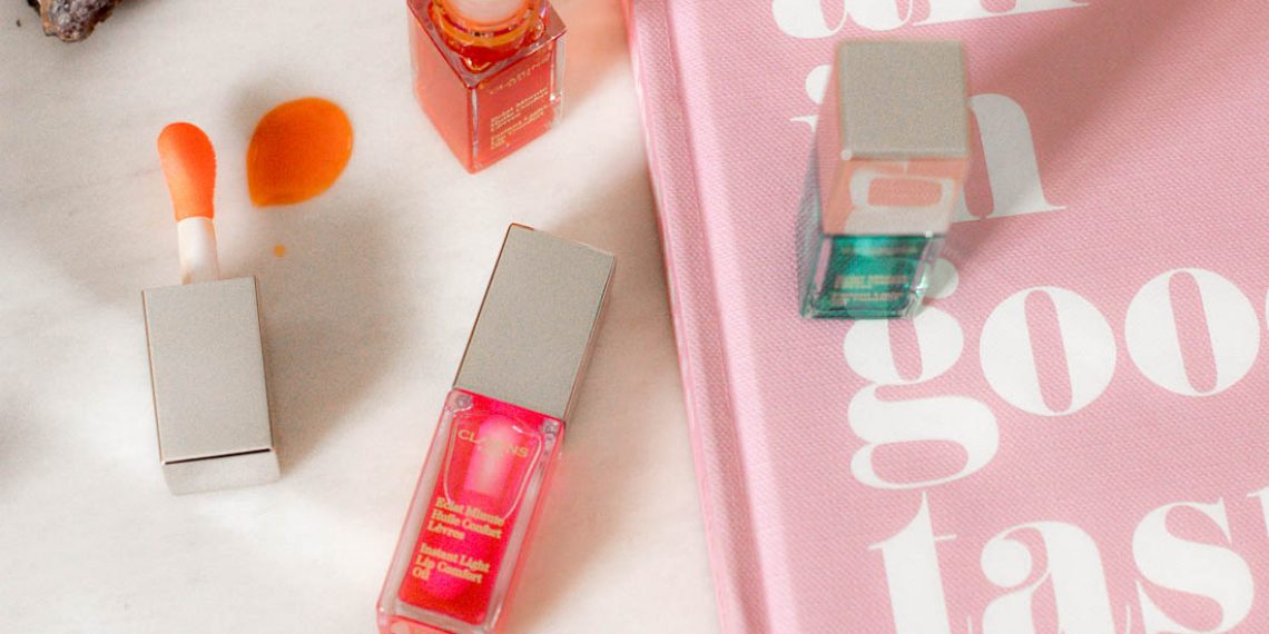 Die bunten und schön riechenden Öle zur Lippenpflege Instant Light Lip Comfort Oil Clarins