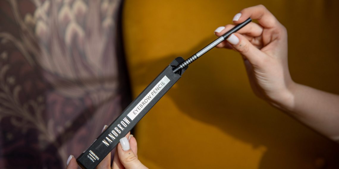 Empfohlener Augenbrauenstift von Nanobrow: BEWERTUNG/REZENSION/NOTE